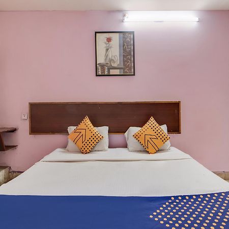 Hotel O Cauvery Visákhapatnam Kültér fotó