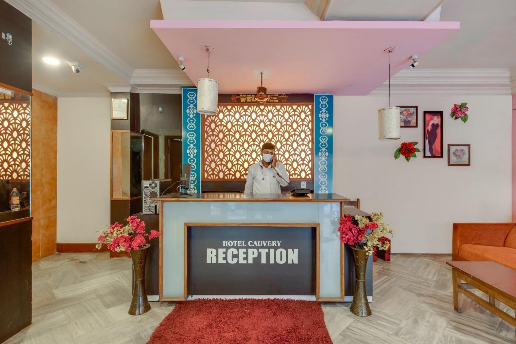 Hotel O Cauvery Visákhapatnam Kültér fotó