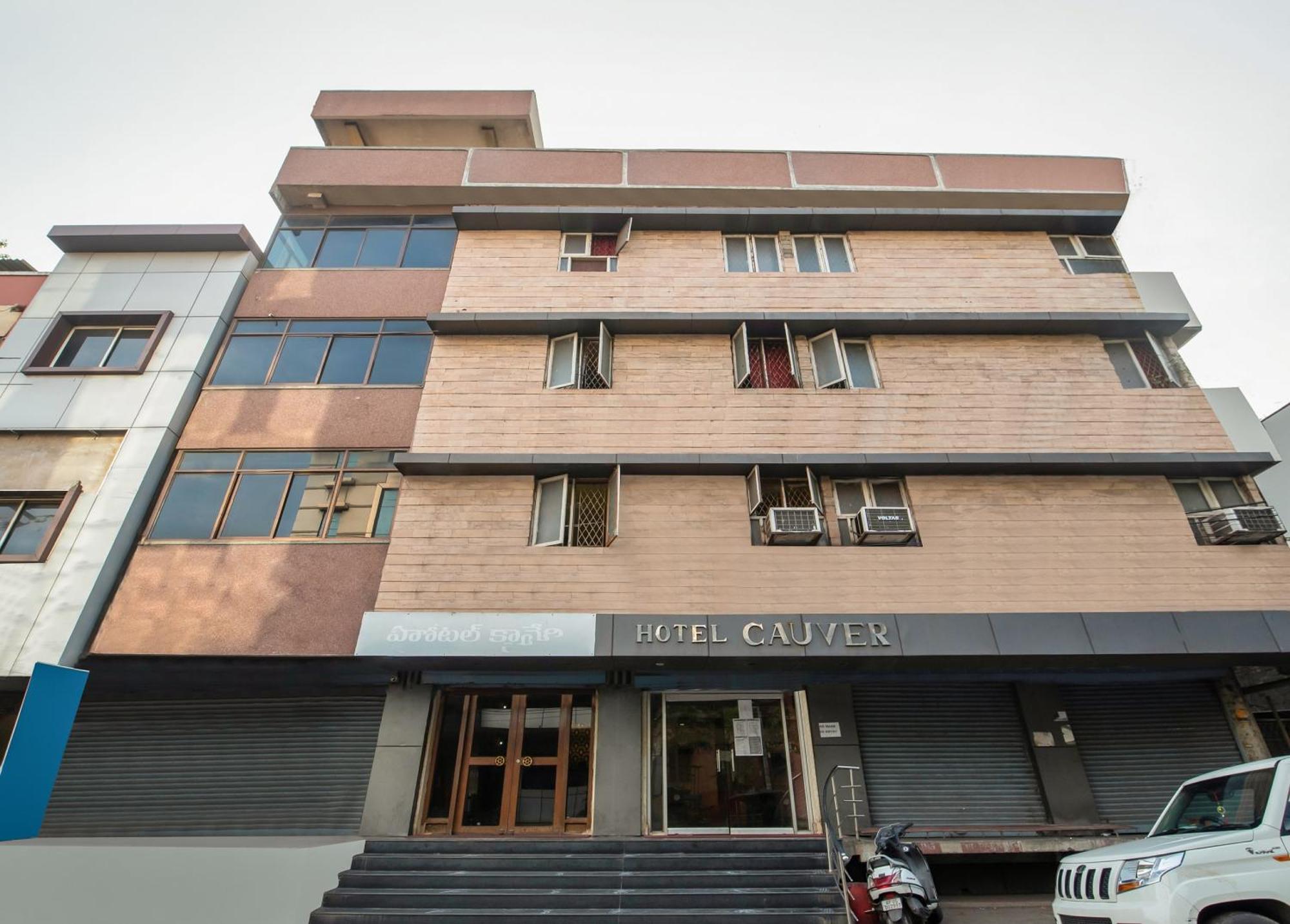Hotel O Cauvery Visákhapatnam Kültér fotó