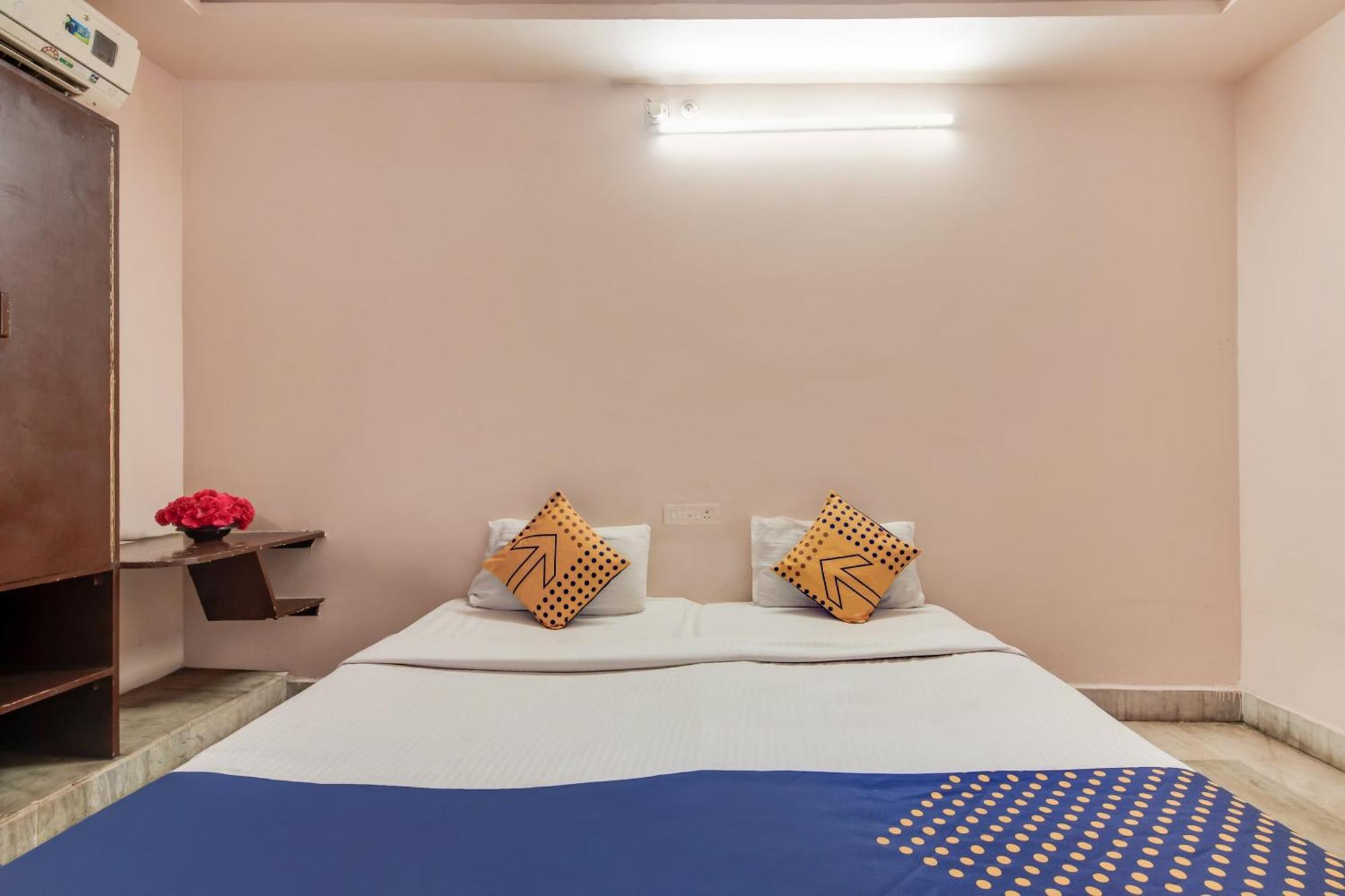 Hotel O Cauvery Visákhapatnam Kültér fotó